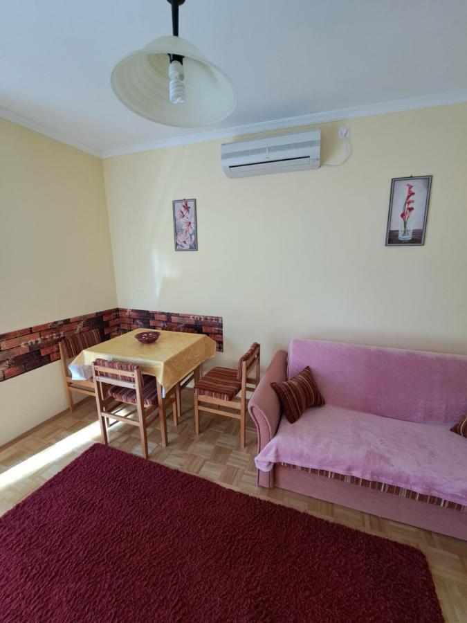 Pinter Apartman 佐洛卡罗斯 外观 照片